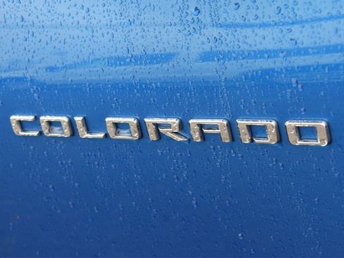 Used 2023 Chevrolet Colorado LT w/ LT Convenience Package II AWD/4WD image 13