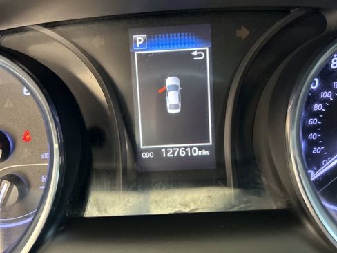 Used 2019 Toyota Camry LE image 41