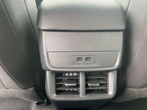 New 2026 Chevrolet Equinox LT FWD image 24