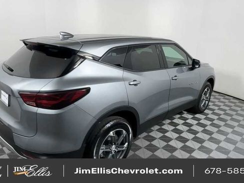Certified 2025 Chevrolet Blazer LT image 9