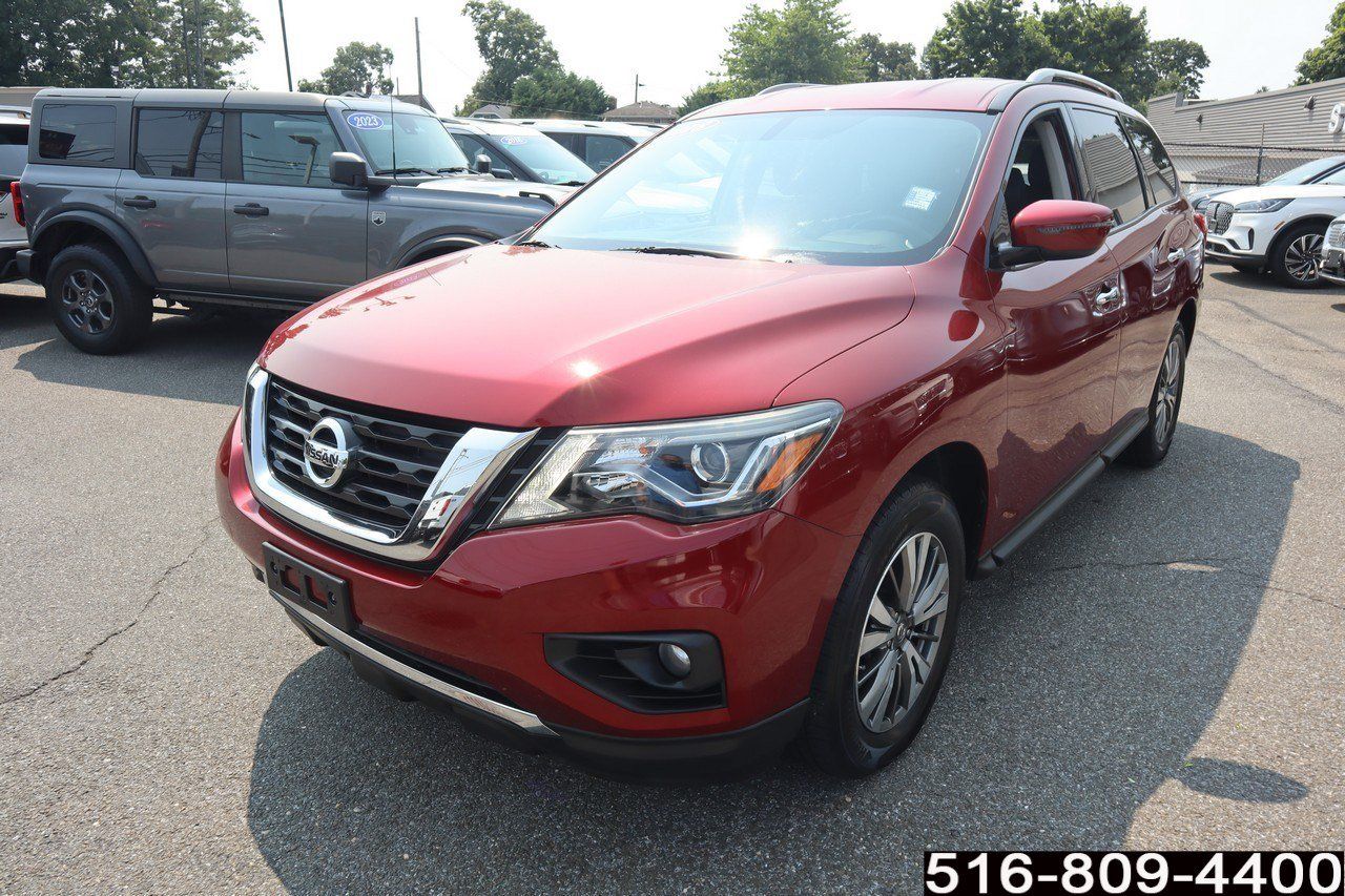 Used 2018 Nissan Pathfinder SV w/ SV Tech Package AWD/4WD image 9