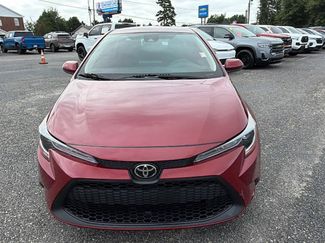 Used 2022 Toyota Corolla LE FWD video 2