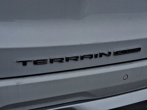 New 2026 GMC Terrain Denali AWD/4WD image 11