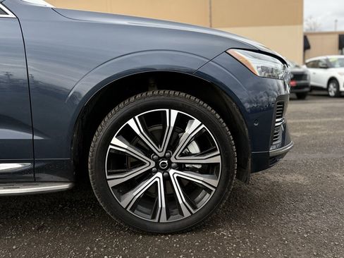 Used 2023 Volvo XC60 T8 Ultimate image 16