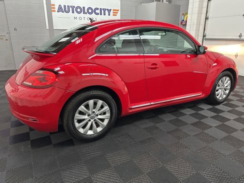 Used 2019 Volkswagen Beetle 2.0T S image 11