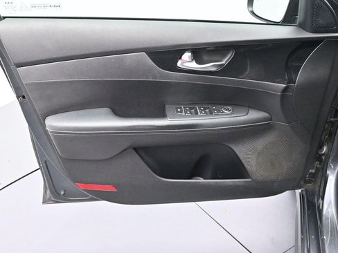 Used 2022 Kia Forte GT-Line FWD image 10