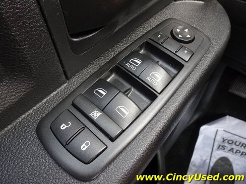 Used 2014 RAM 3500 Tradesman w/ Chrome Appearance Group AWD/4WD image 22