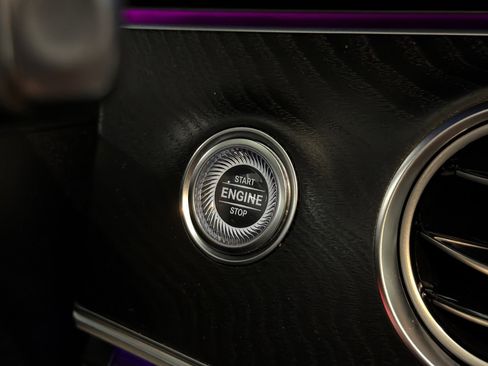 Used 2022 Mercedes-Benz E 350 Sedan image 21