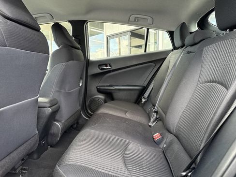 Used 2018 Toyota Prius Two w/ Prius Two Safety Plus Package FWD image 25