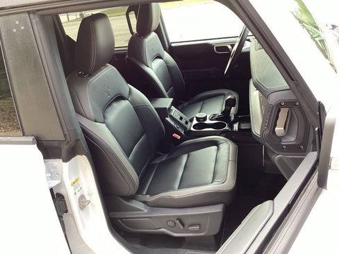 New 2025 Ford Bronco Outer Banks image 33