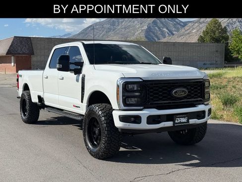 Used 2026 Ford F350 Lariat w/ Black Appearance Package AWD/4WD image 1