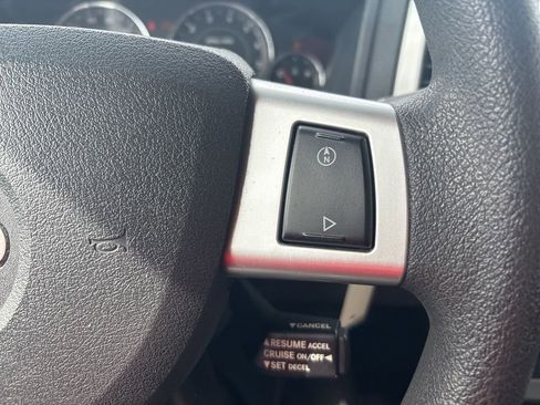 Used 2010 Jeep Grand Cherokee Laredo image 9