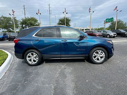 Used 2020 Chevrolet Equinox LT FWD image 4
