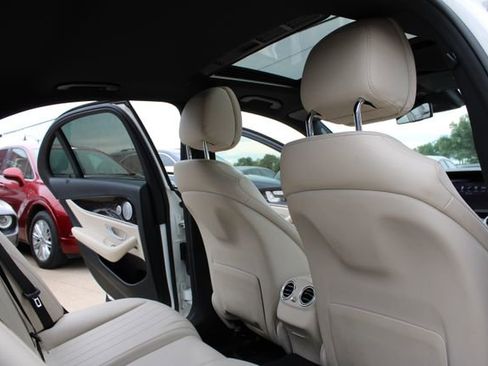 Used 2017 Mercedes-Benz E 300 image 52