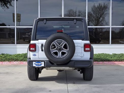 Certified 2022 Jeep Wrangler Unlimited Sport image 6