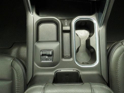 Used 2024 GMC Sierra 2500 Denali w/ Denali Reserve Package AWD/4WD image 22