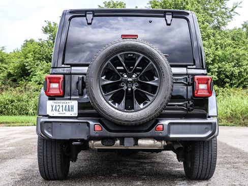 Used 2021 Jeep Wrangler Unlimited Sahara w/ Cold Weather Group image 26