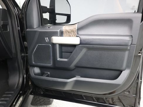 Used 2019 Ford F250 Lariat AWD/4WD image 25