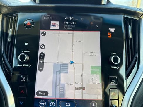 Used 2020 Subaru Outback Limited image 24