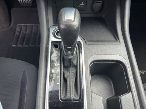Used 2020 Nissan Sentra S FWD image 28