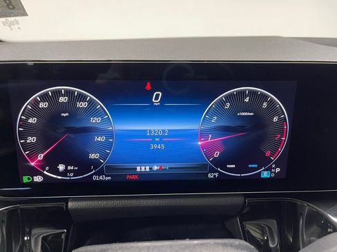 Used 2026 Mercedes-Benz GLA 250 4MATIC image 32