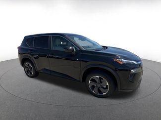 Used 2025 Nissan Rogue SV FWD video 2