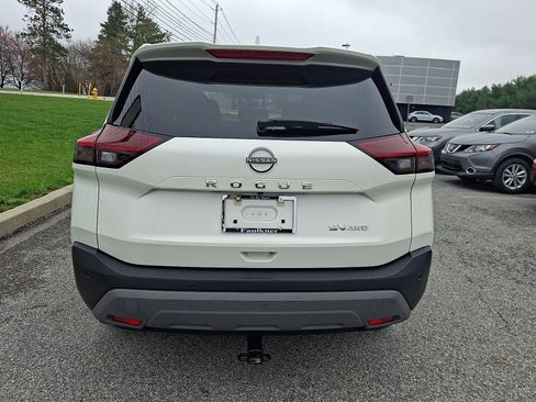 Certified 2022 Nissan Rogue SV AWD/4WD image 6
