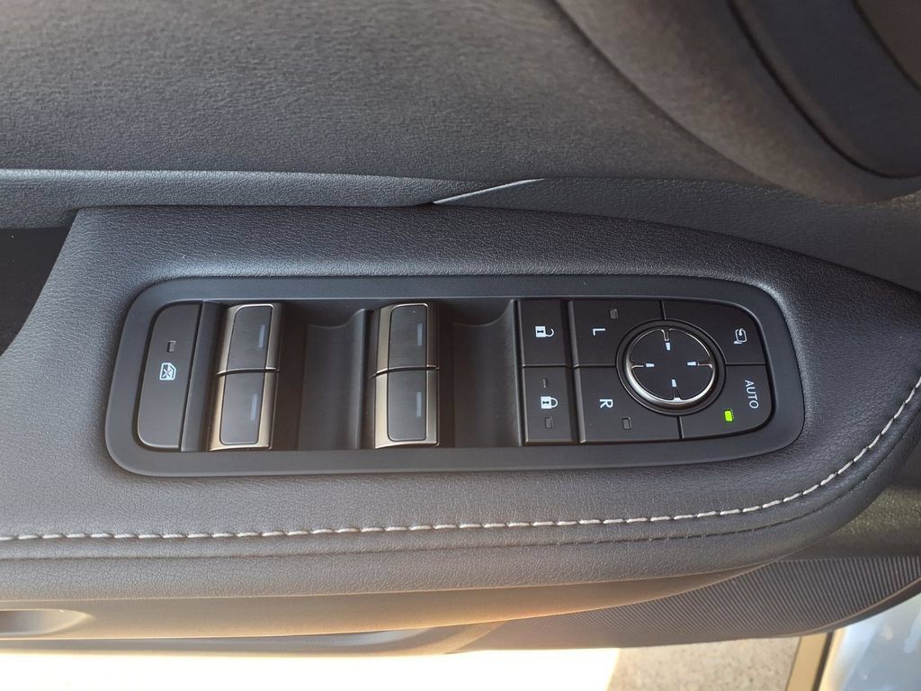 Used 2025 Lexus TX 350 AWD w/ Technology Package image 11