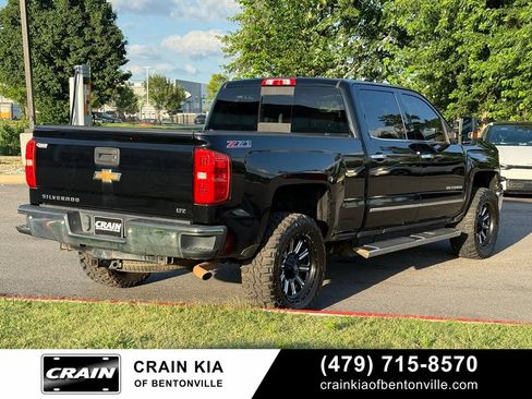Used 2015 Chevrolet Silverado 1500 LTZ Z71 w/ LTZ Plus Package RWD image 9