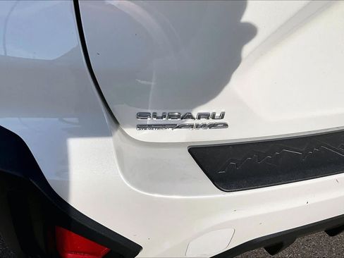 Used 2024 Subaru Crosstrek 2.0i Premium AWD/4WD image 31