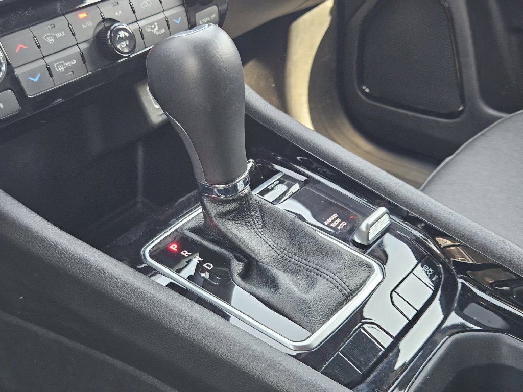 Used 2025 Jeep Compass Limited AWD/4WD image 22