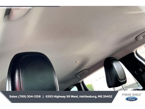Used 2021 Jeep Cherokee Latitude Plus AWD/4WD image 16