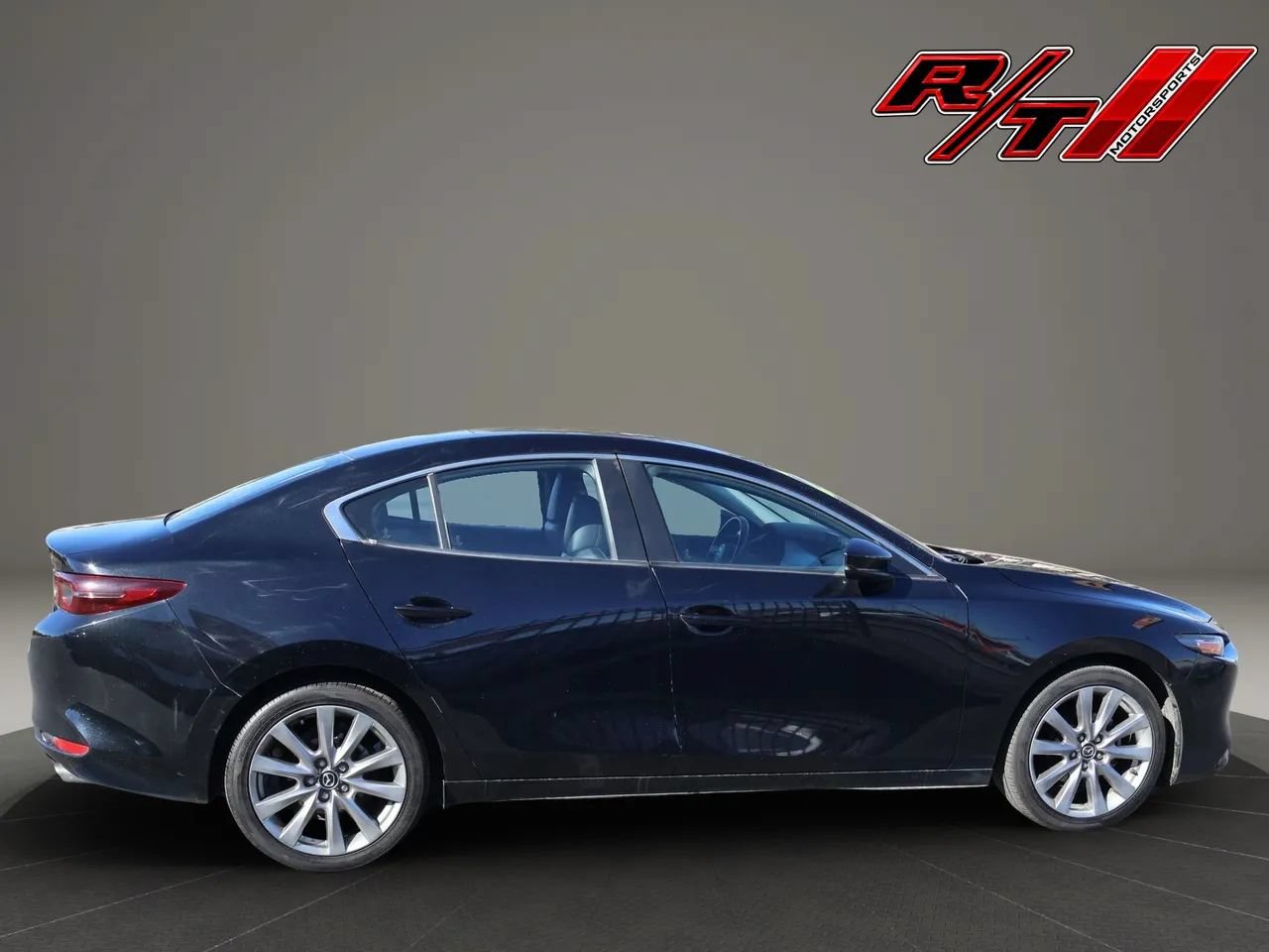 Used 2021 MAZDA MAZDA3 s FWD image 9