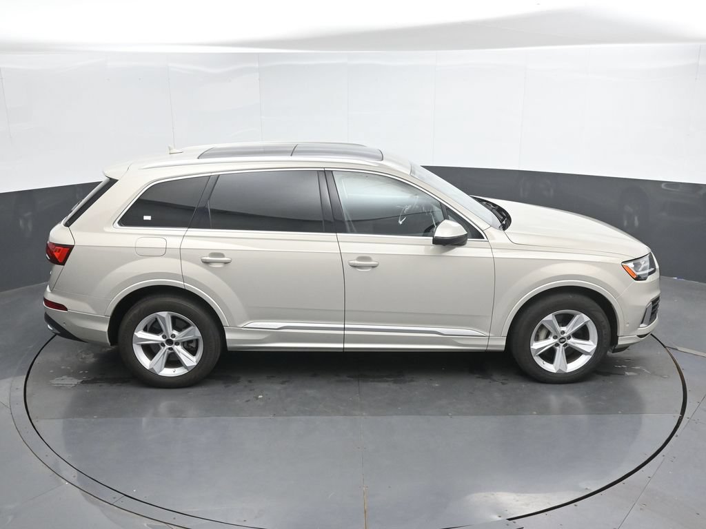 Used 2022 Audi Q7 2.0T Premium Plus w/ Premium Plus Package AWD/4WD image 33