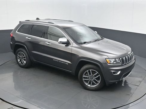 Used 2019 Jeep Grand Cherokee Limited image 38