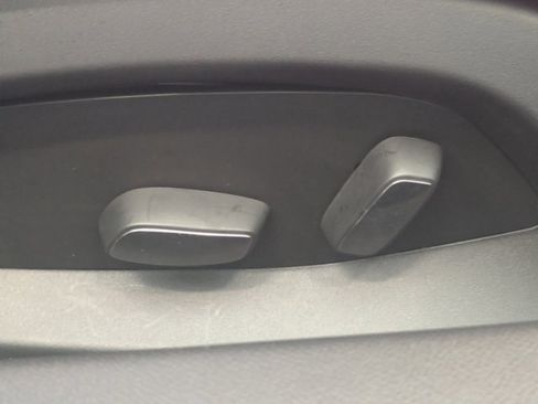 Used 2026 Chevrolet Corvette Stingray Convertible w/ 1LT image 12