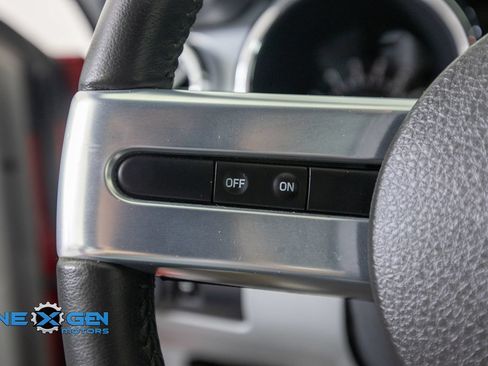Used 2006 Ford Mustang Coupe RWD image 14