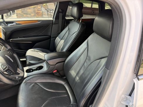 Used 2017 Lincoln MKC Reserve AWD/4WD image 28