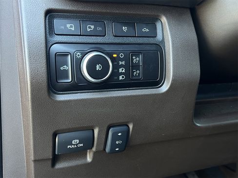 Used 2023 Ford F250 King Ranch w/ Chrome Package image 19