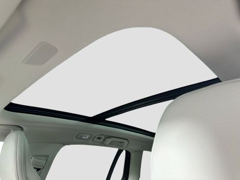 New 2026 Volvo V60 B5 Cross Country Plus w/ Protection Package Premier image 20