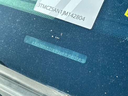 Used 2018 Toyota Tacoma TRD Off-Road image 23