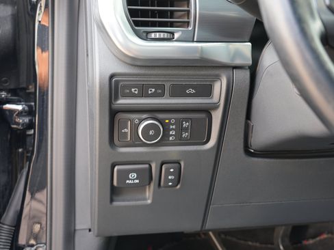 Used 2021 Ford F150 Lariat w/ Equipment Group 502A High AWD/4WD image 19