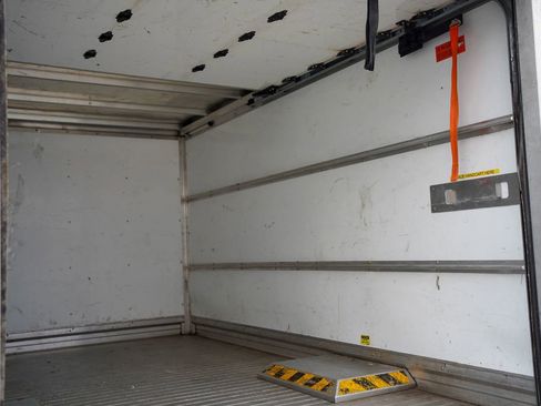 Used 2021 Ford Transit 350 RWD image 17