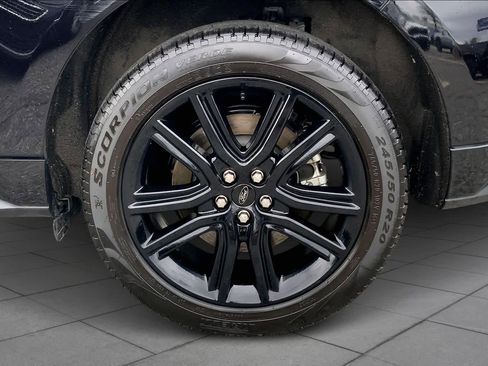 Used 2023 Ford Edge ST-Line w/ Cargo Accessory Package image 9