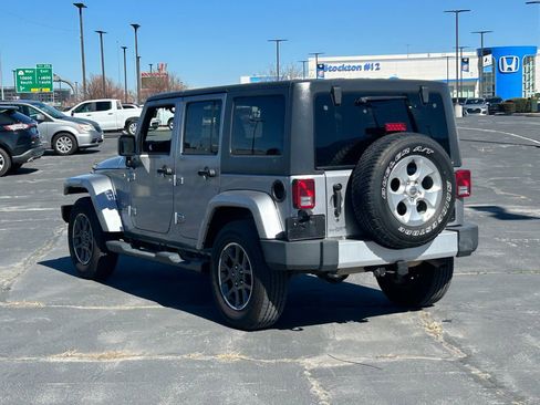 Used 2015 Jeep Wrangler Unlimited Sahara w/ Connectivity Group image 6