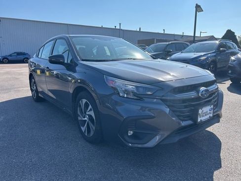 Used 2024 Subaru Legacy Premium image 3