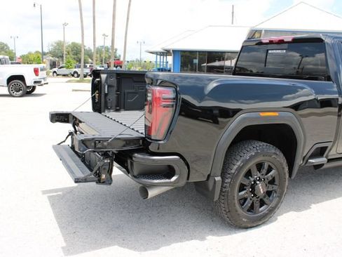 Used 2026 GMC Sierra 2500 AT4 w/ AT4 Premium Plus Package AWD/4WD image 11