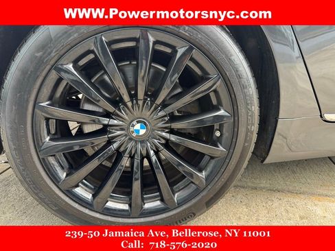 Used 2022 BMW 740i xDrive AWD/4WD image 22