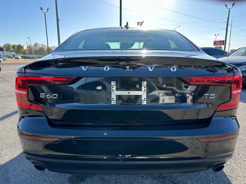 Used 2019 Volvo S60 T5 Momentum w/ Premium Package image 33