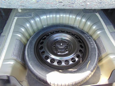 Used 2023 Chevrolet Malibu LT image 12